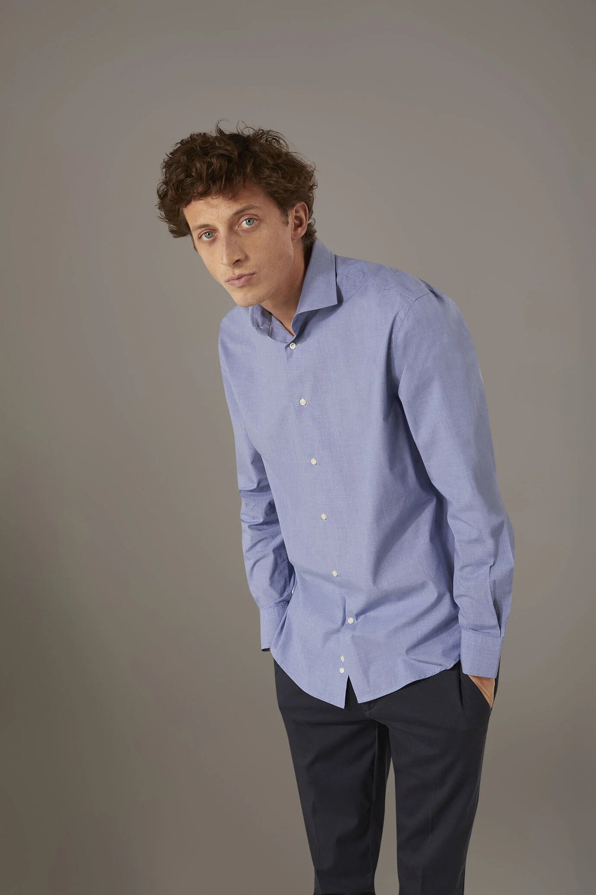 Classic washed shirt with french collar slim fit yarn dyed dobby
