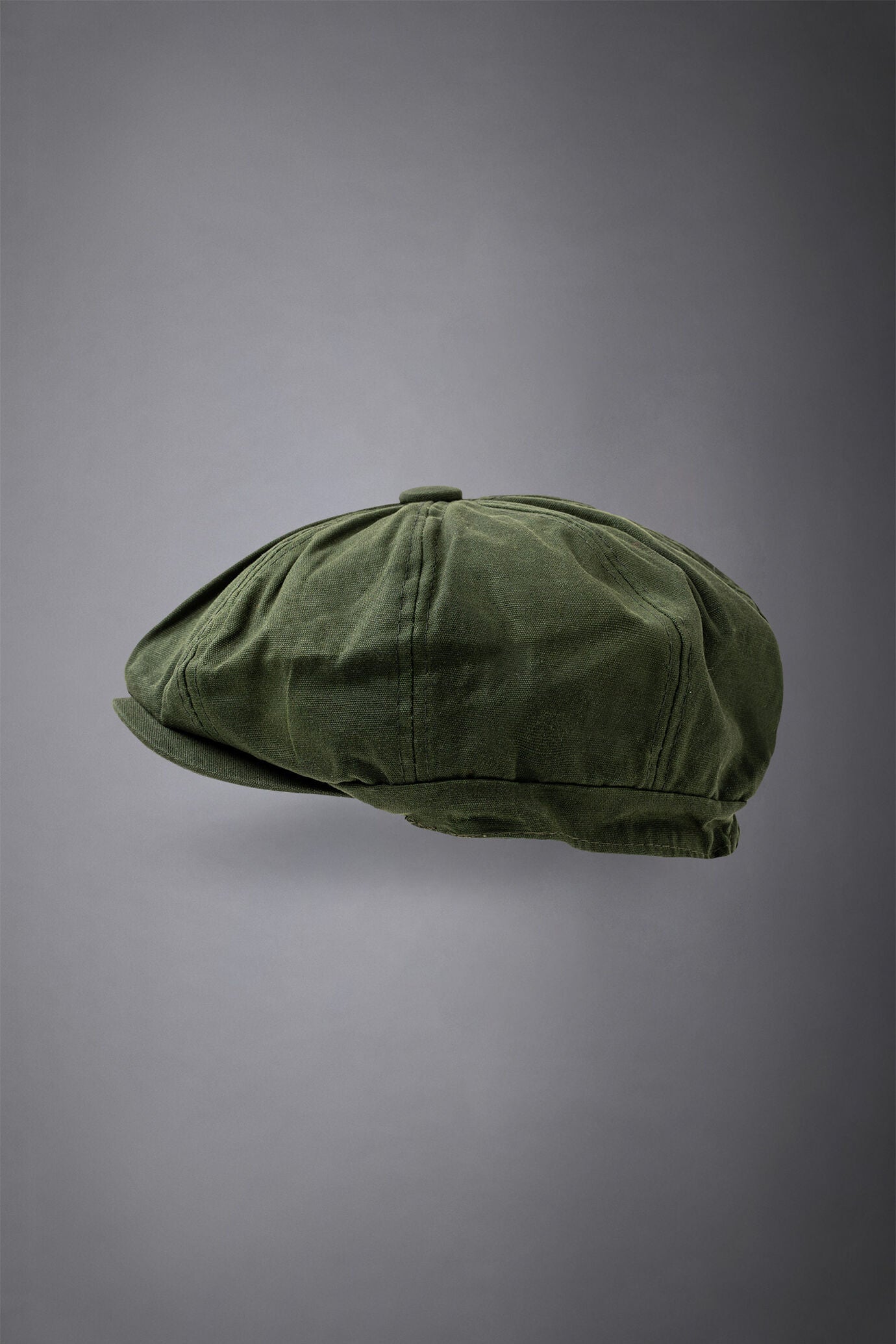 Men's flat cap in waxed fabric