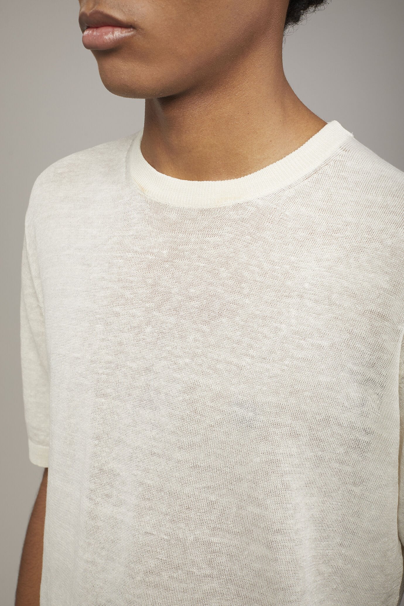 Men's knitted t-shirt 100% linen short-sleeved regular fit