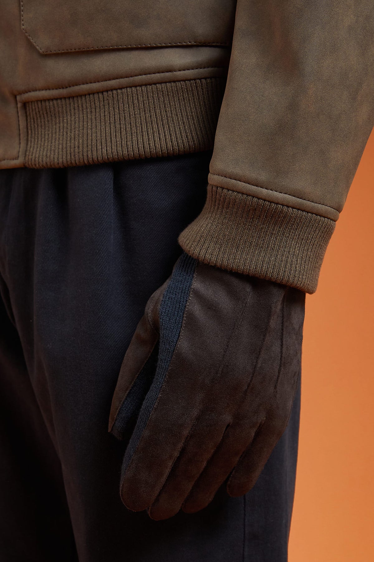Men's knitted gloves