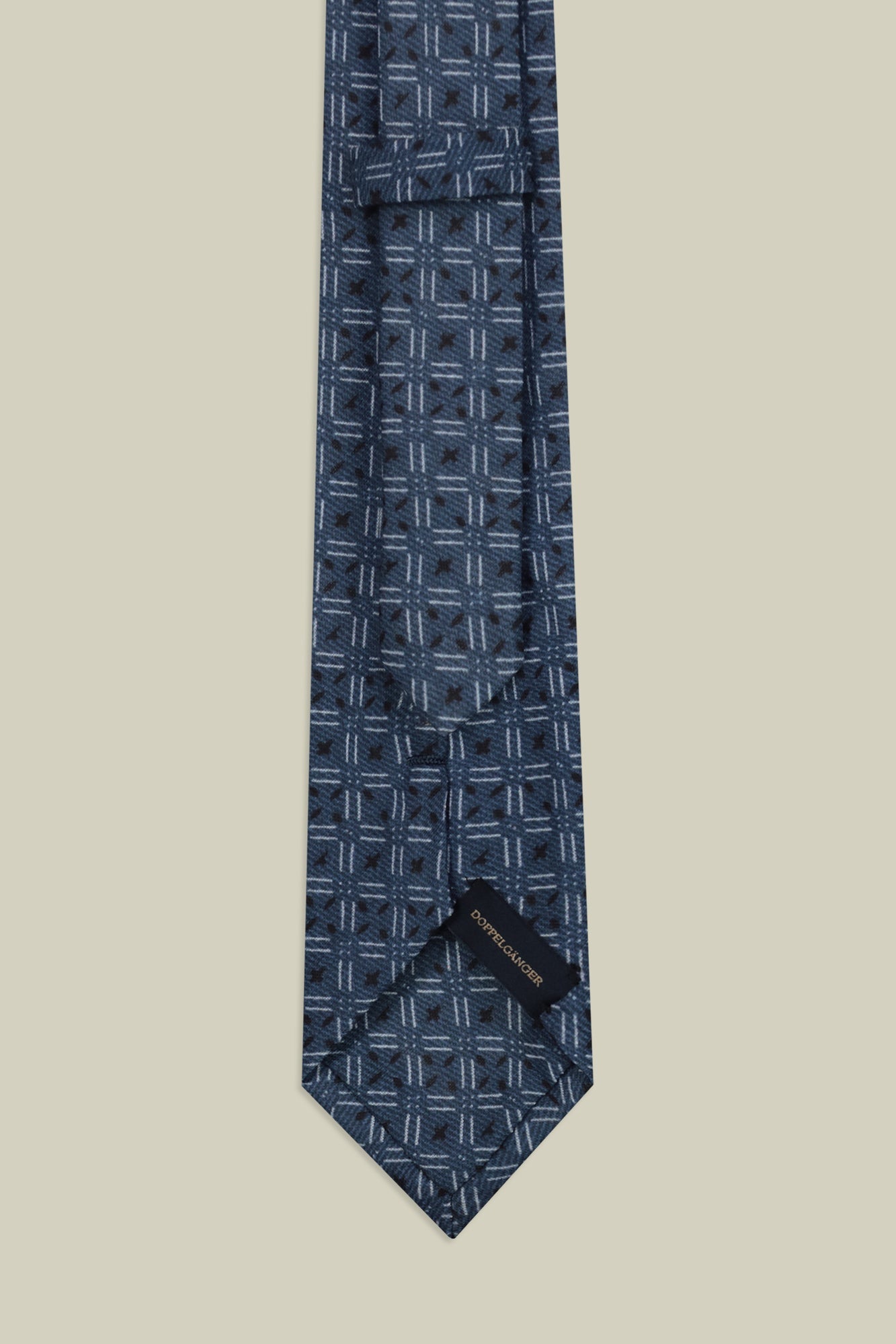 Men's macro patterned tie