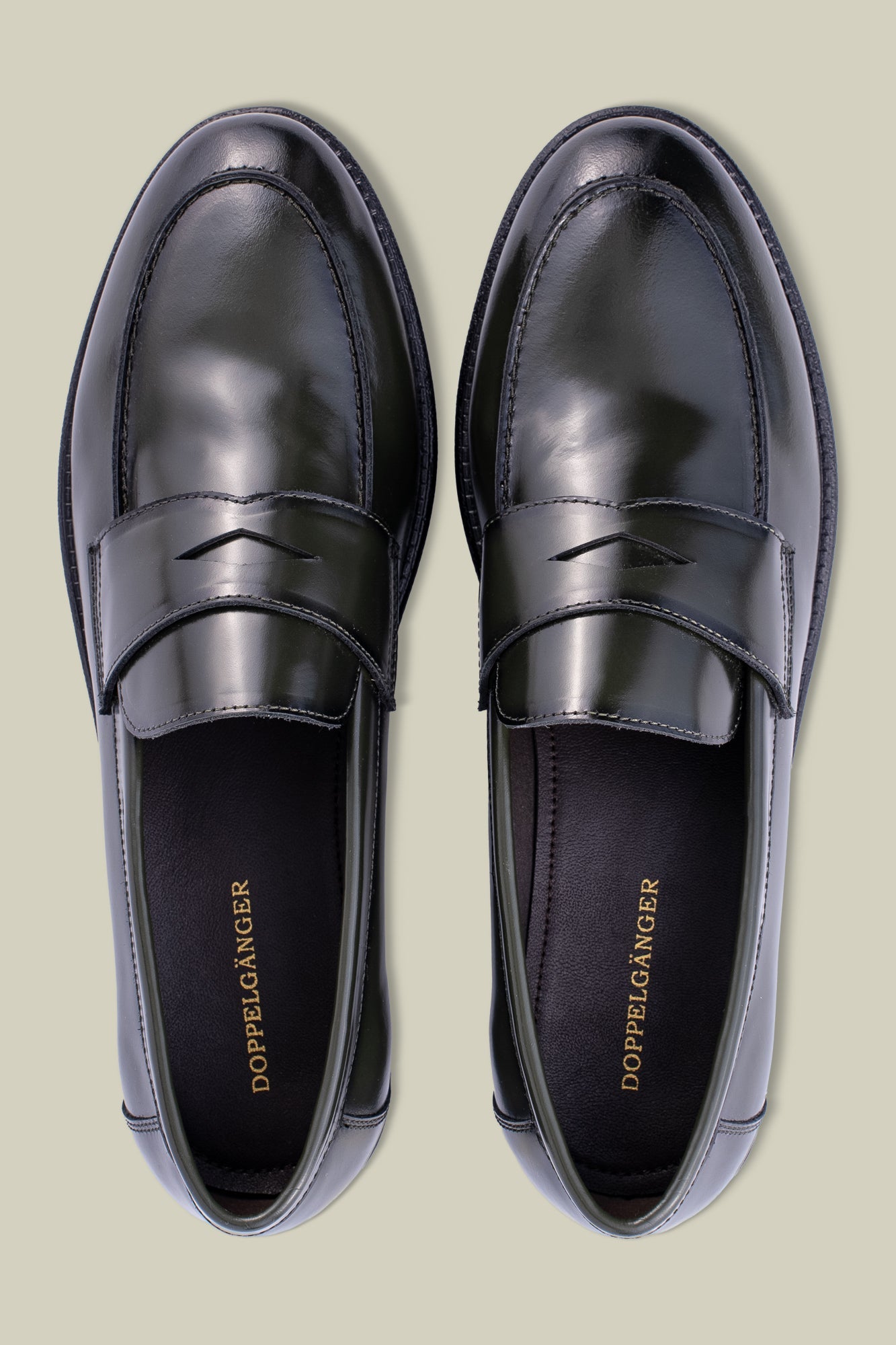Classic loafers in 100% abrasive leather