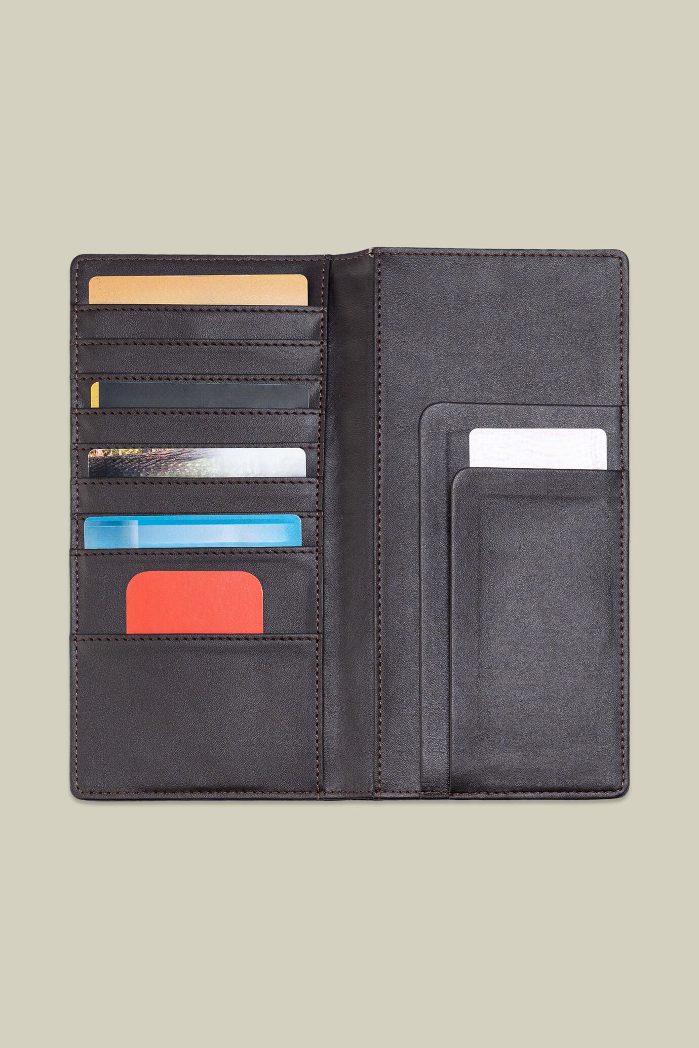 Men's clutch bag in matt crocodile-effect faux leather