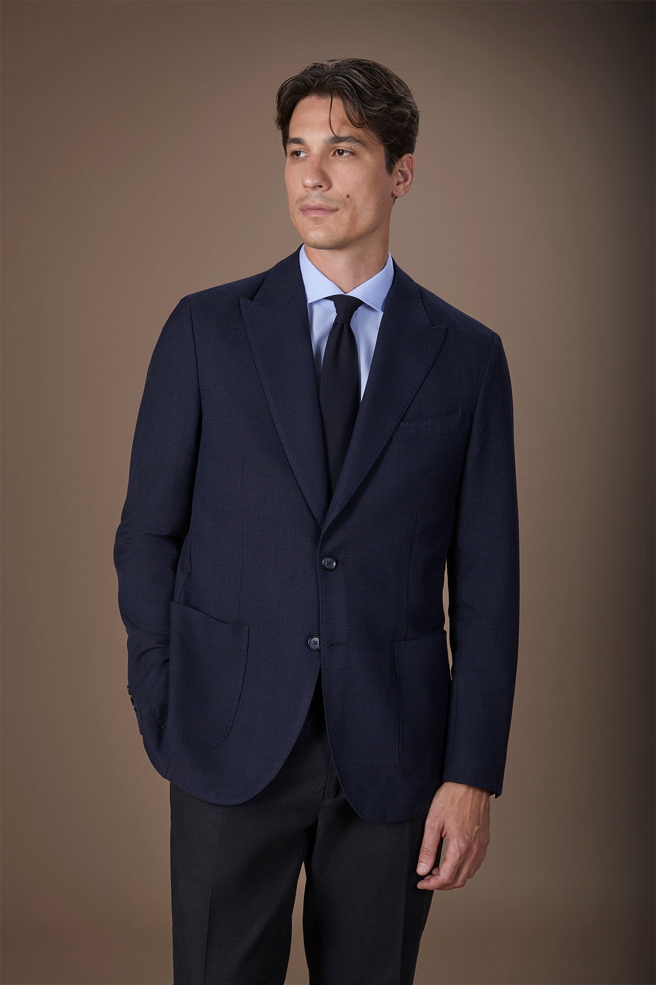 Men's regular fit single-breasted jacket in Prince of Wales check wool blend fabric with peak lapels