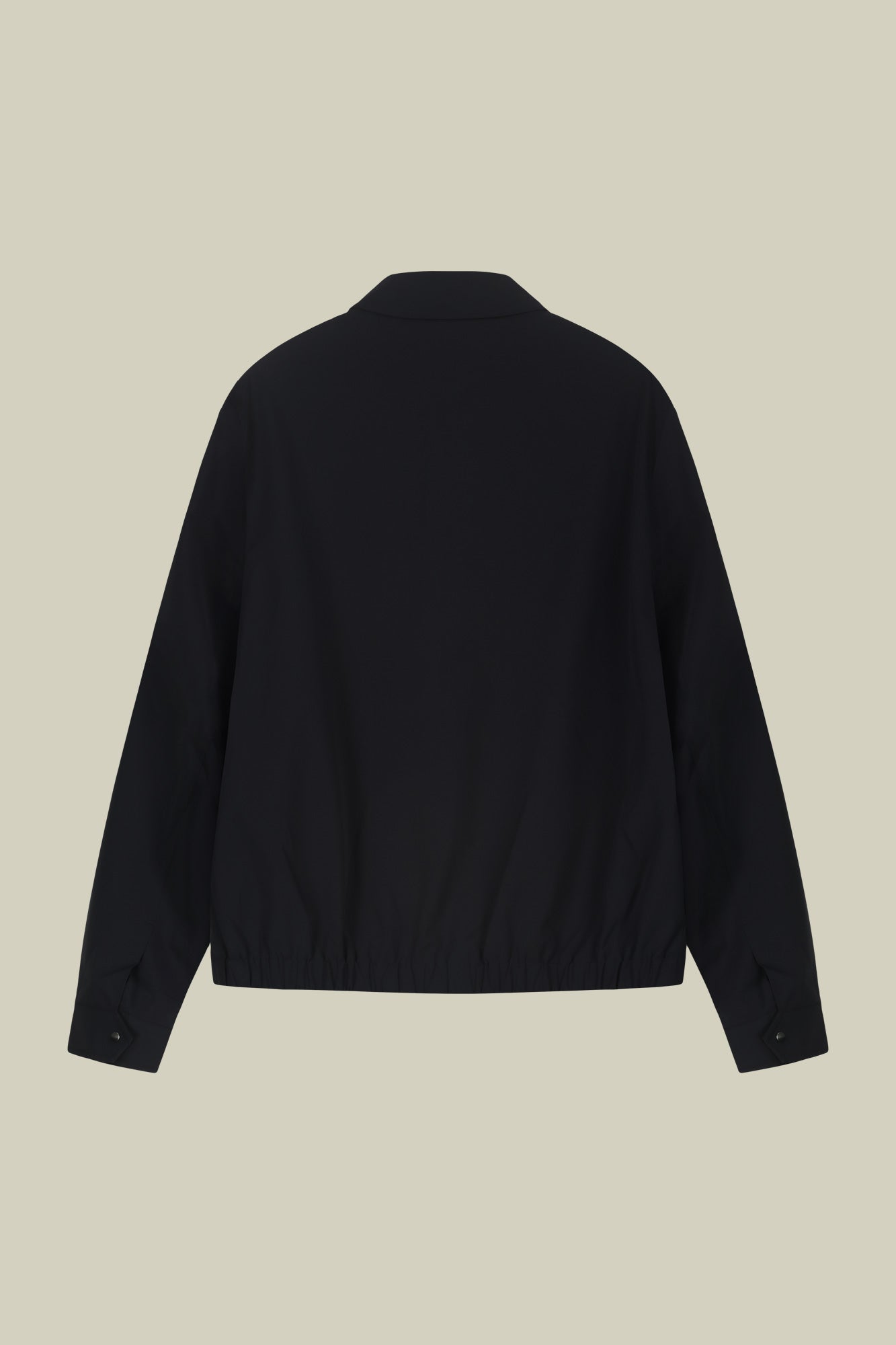 Men's nylon jacket with button fastening