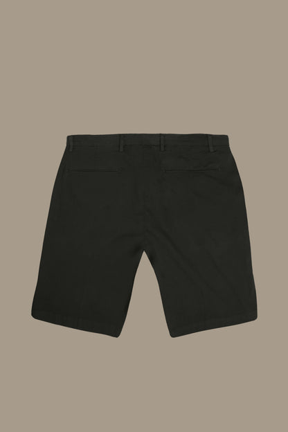 Chino bermuda twill construction