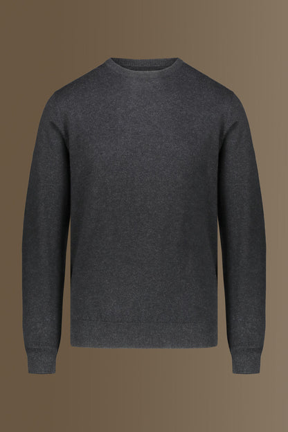 Round neck sweater in cotton- wool blend
