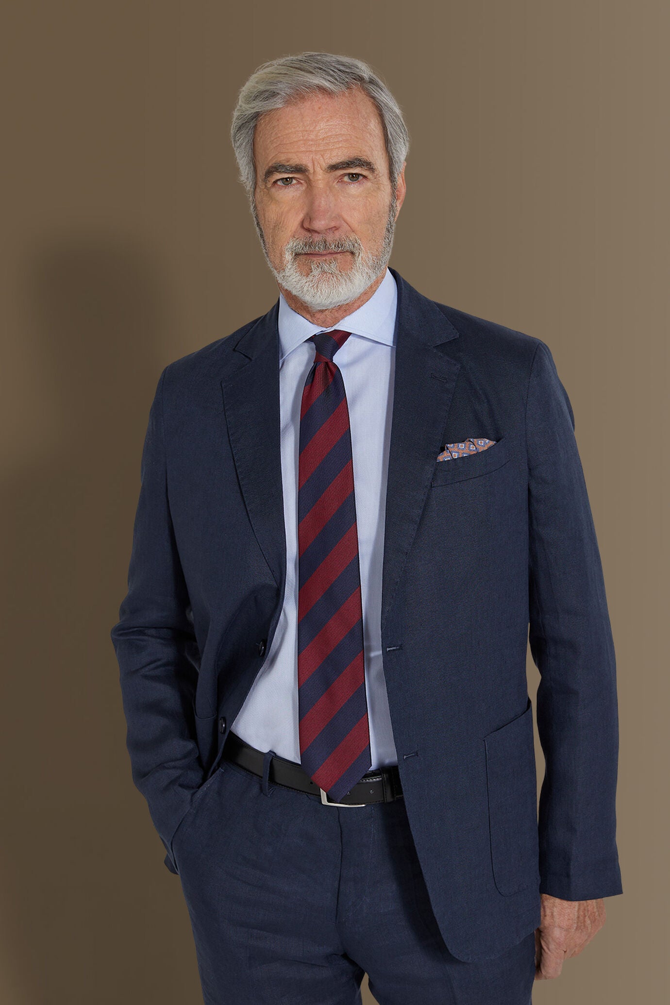 Single breasted suit flat trousers 100% linen made in Italy