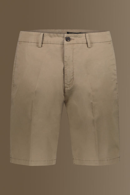 Classic bermuda twill stretch construction