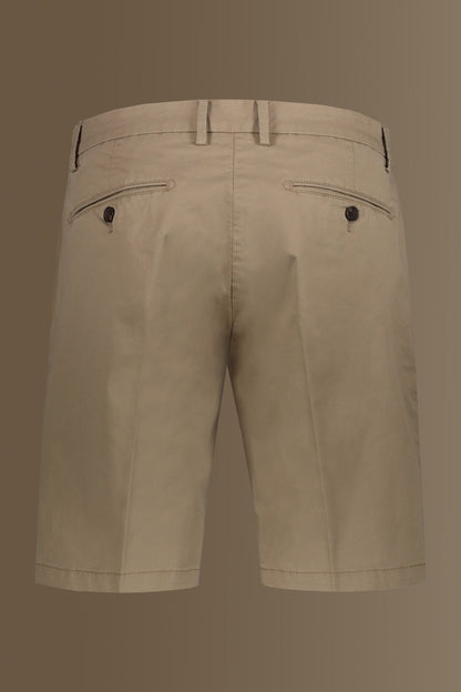 Classic bermuda twill stretch construction