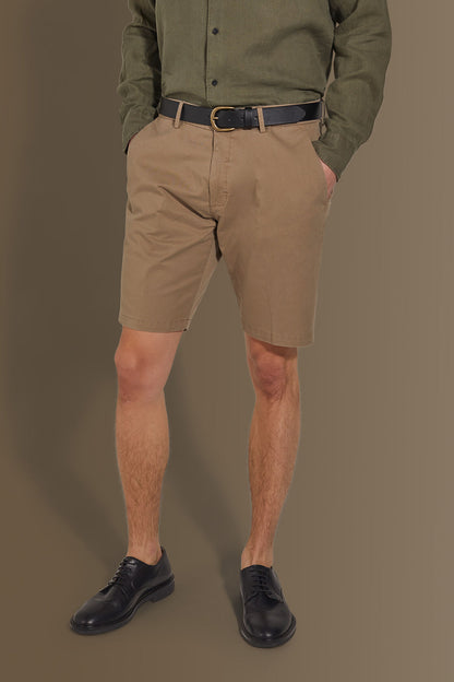 Classic bermuda twill stretch construction