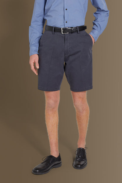 Classic bermuda twill stretch construction