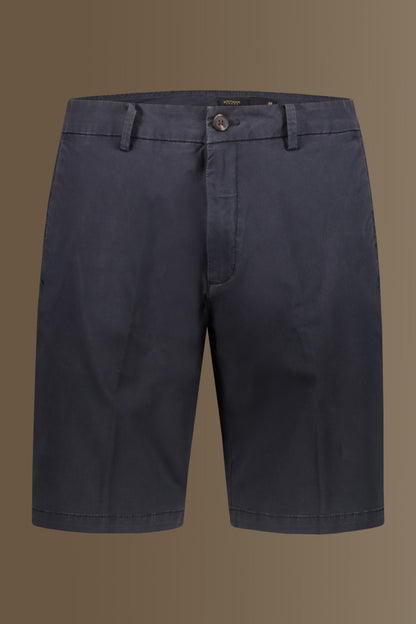 Classic bermuda twill stretch construction