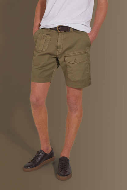 Bermuda with pocktes twill stretch fabric