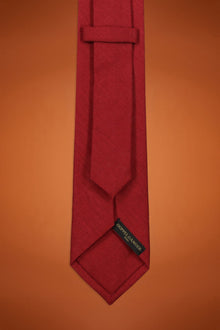 Linen blend tie solid colour