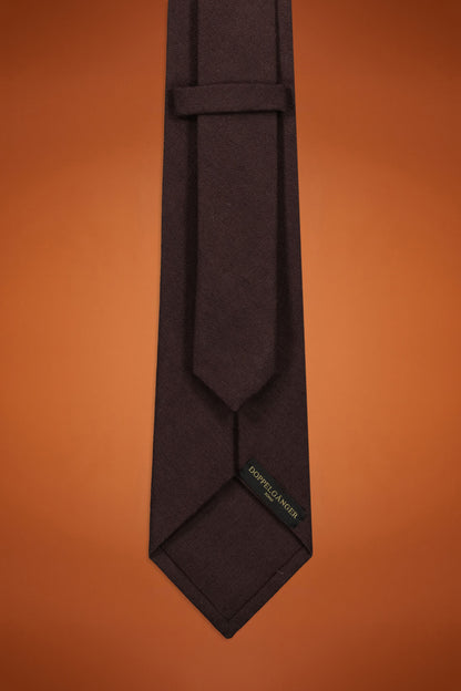 Linen blend tie solid colour