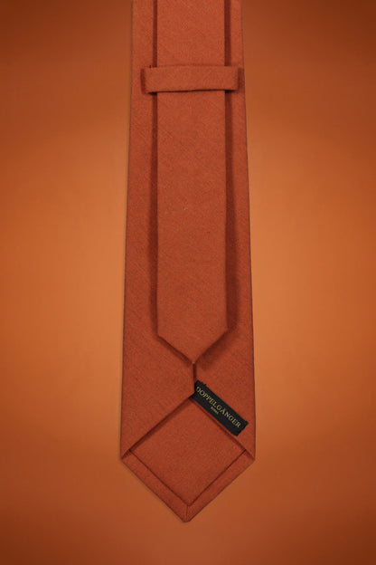 Linen blend tie solid colour