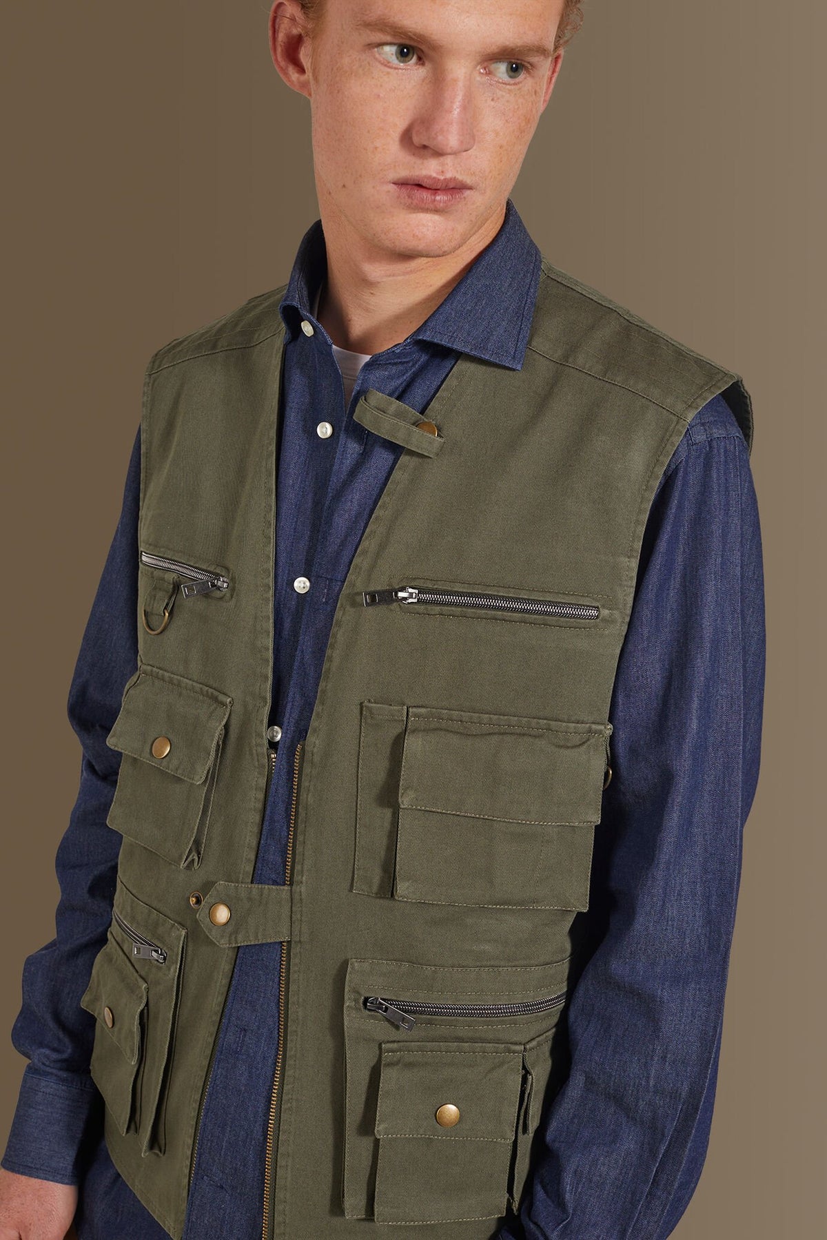 Unlined vest twill construction
