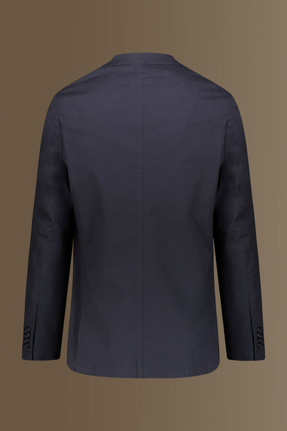 Single breasted jacket patch pocket