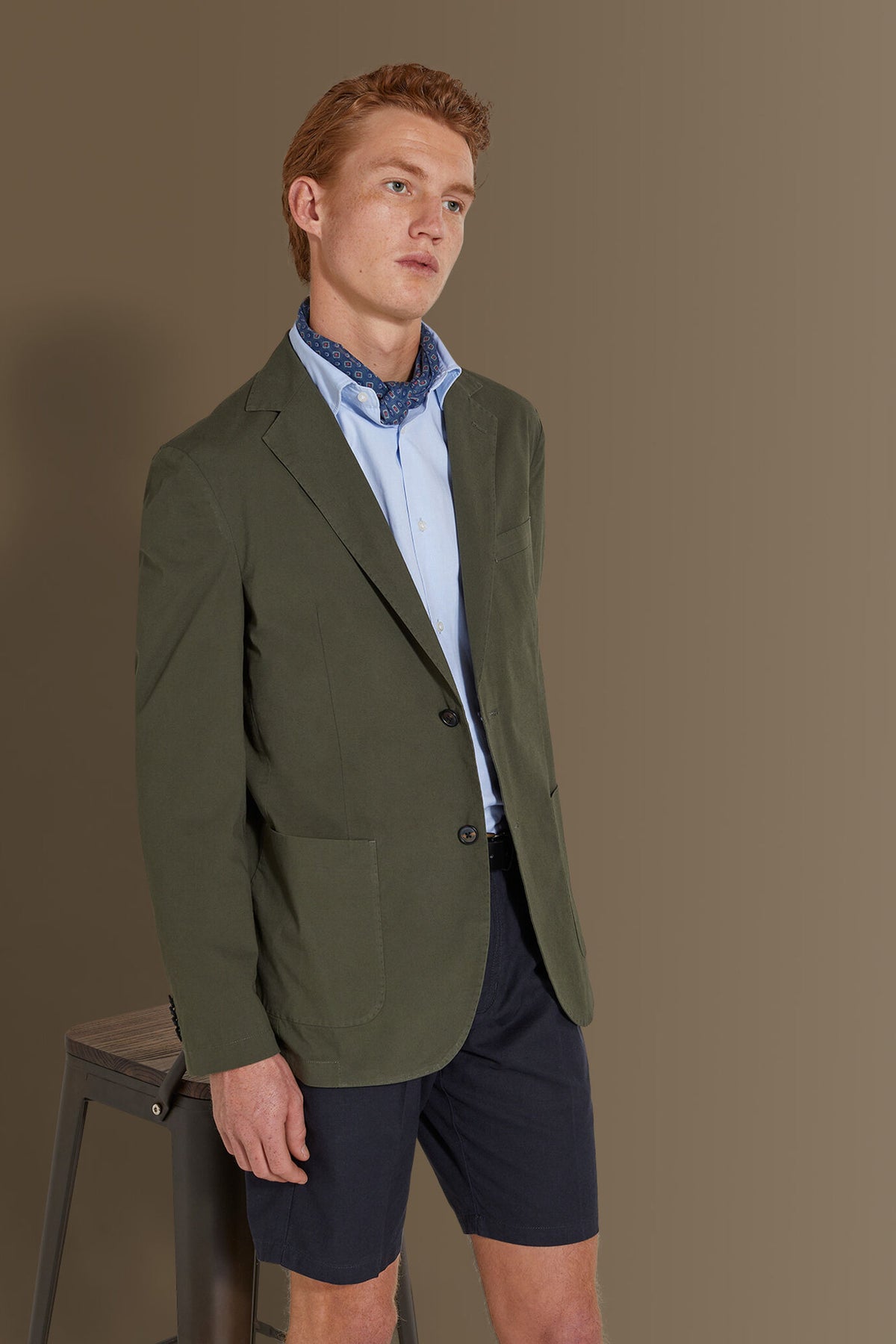 Single breasted jacket patch pocket