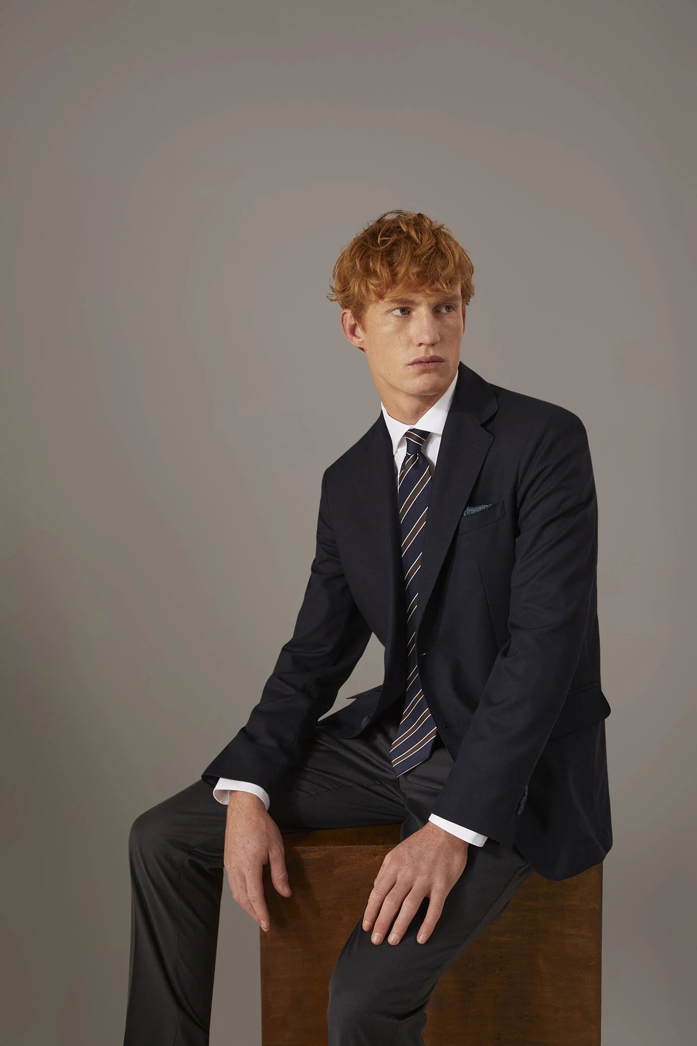 Single breasted jacket solid colour dobby fabric
