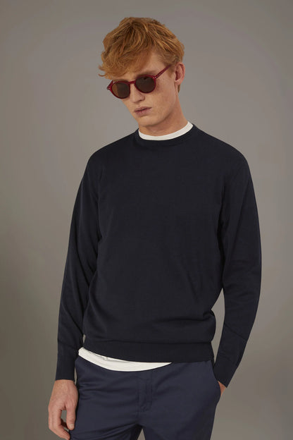 Round neck sweater 100% cotton