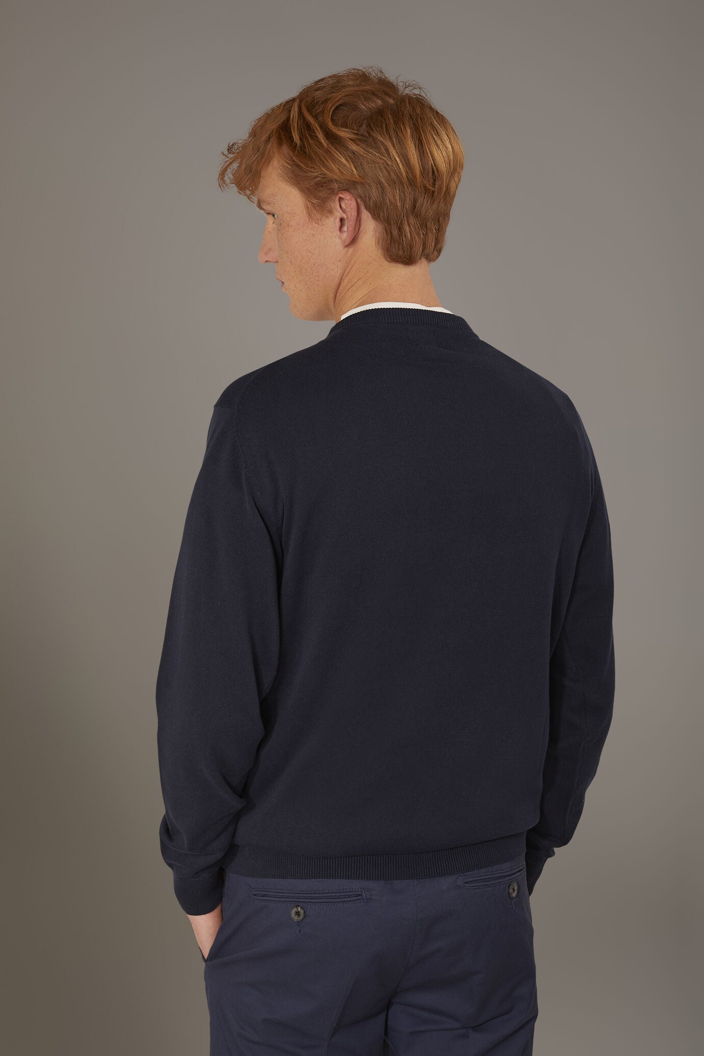Round neck sweater 100% cotton in Brown by Doppelganger, Italian Timeless made from Composition: 100% Cotton
Mood: Basic
Type: Round Neck
Season: Spring Summer 23
Material: Cotton
Style: Timeless
Fit: Regular