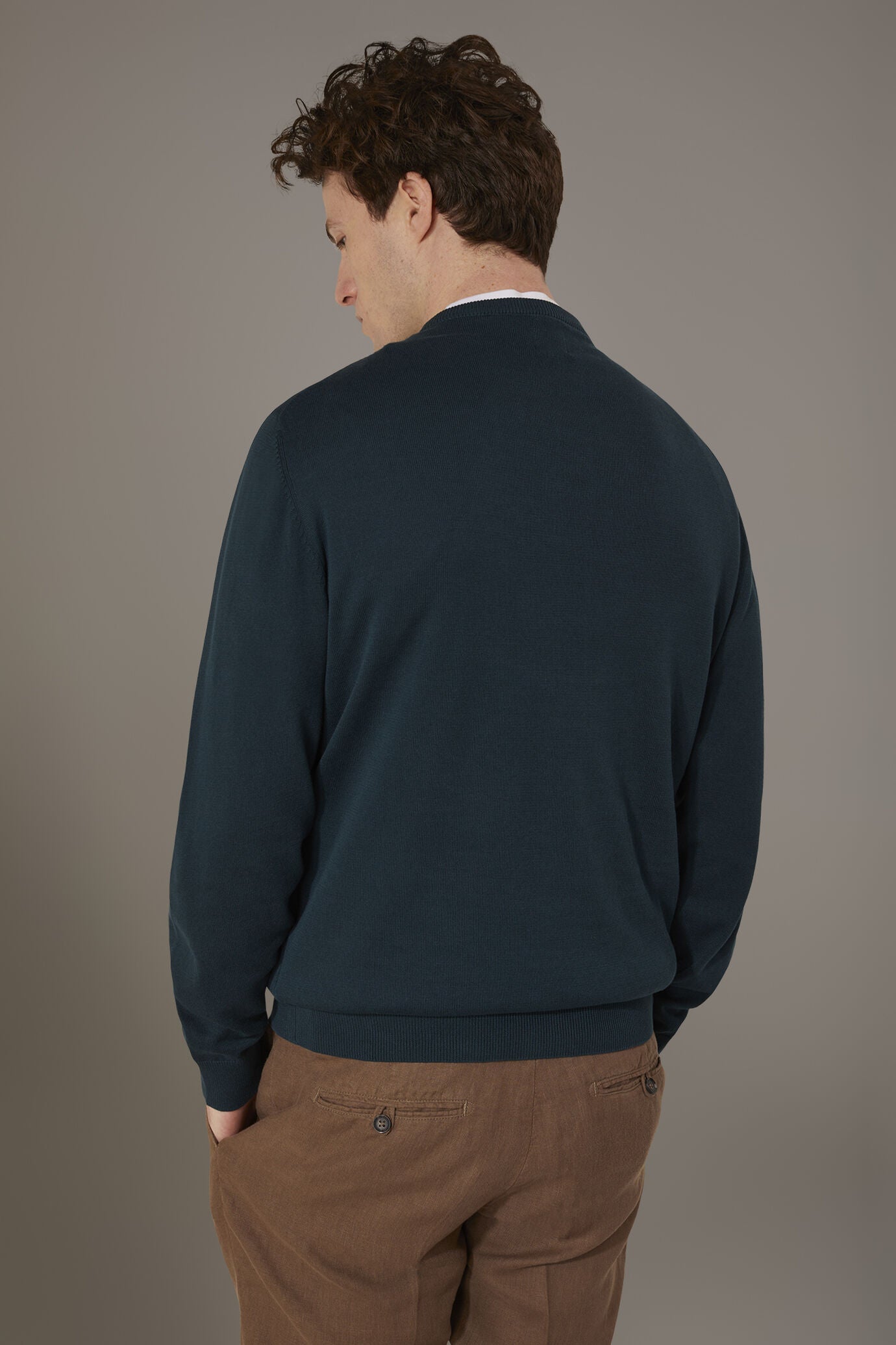 Round neck sweater 100% cotton