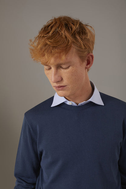 Round neck sweater 100% cotton in Brown by Doppelganger, Italian Timeless made from Composition: 100% Cotton
Mood: Basic
Type: Round Neck
Season: Spring Summer 23
Material: Cotton
Style: Timeless
Fit: Regular