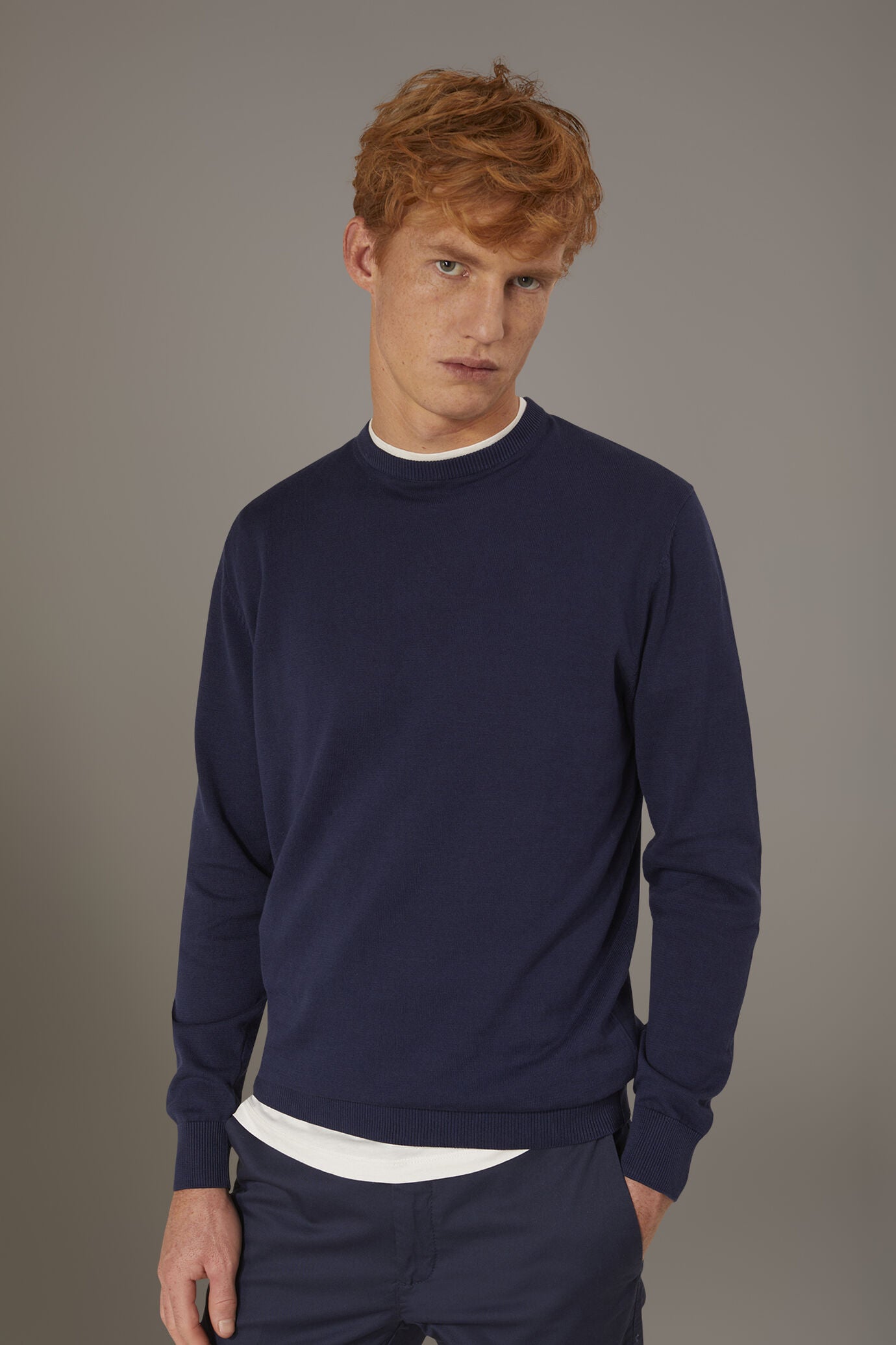 Round neck sweater 100% cotton