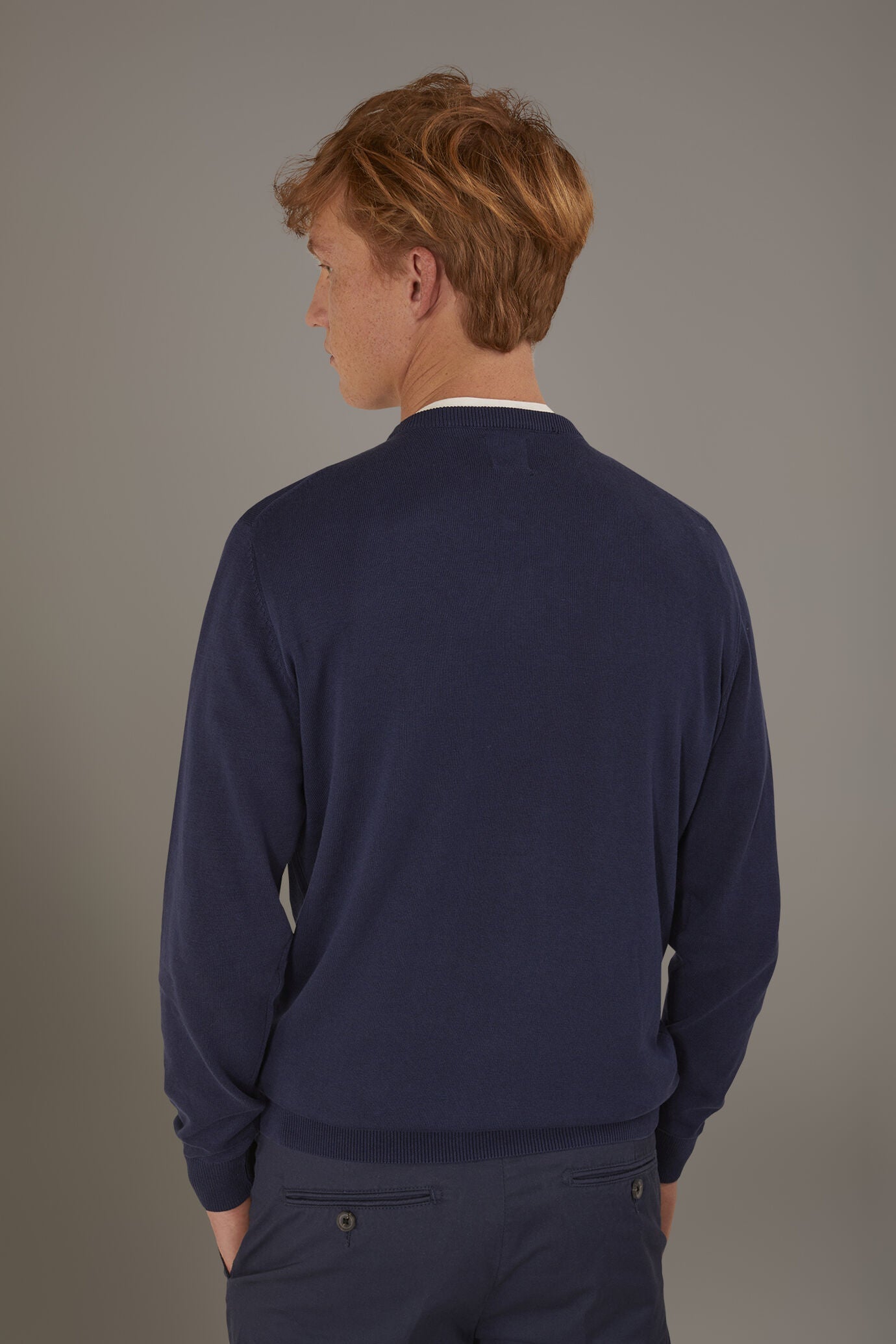 Round neck sweater 100% cotton in Brown by Doppelganger, Italian Timeless made from Composition: 100% Cotton
Mood: Basic
Type: Round Neck
Season: Spring Summer 23
Material: Cotton
Style: Timeless
Fit: Regular