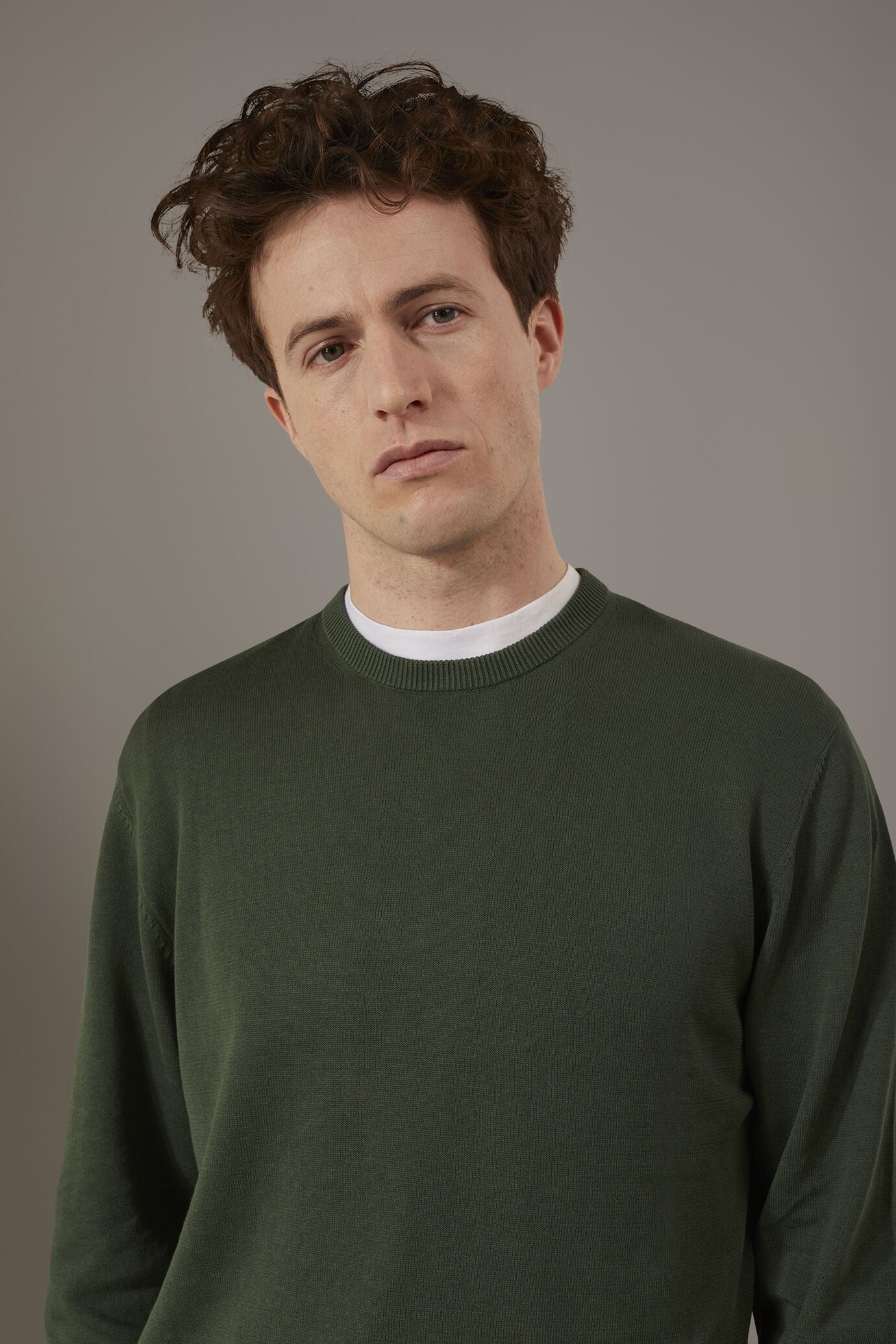 Round neck sweater 100% cotton