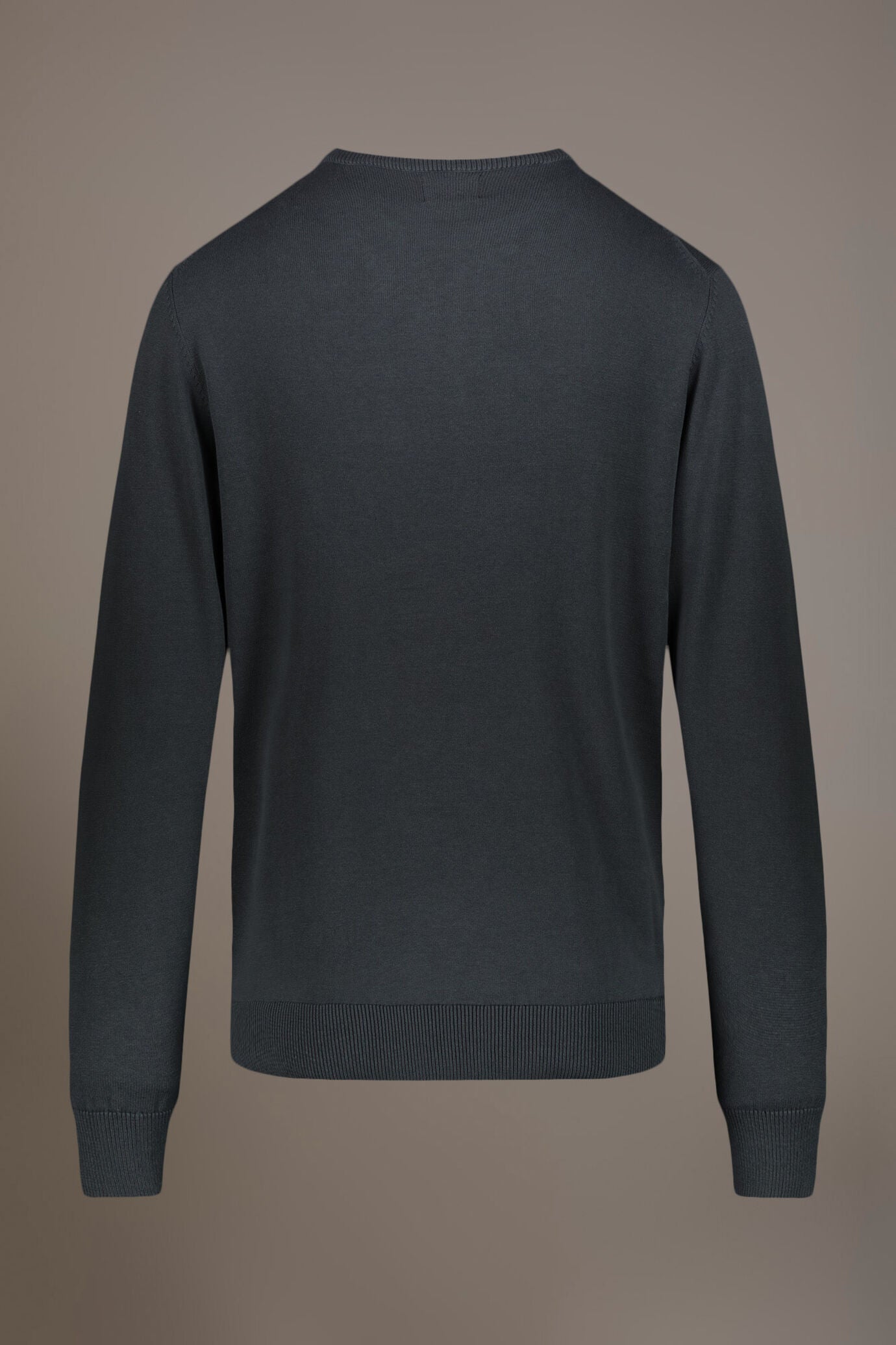 Round neck sweater 100% cotton in Brown by Doppelganger, Italian Timeless made from Composition: 100% Cotton
Mood: Basic
Type: Round Neck
Season: Spring Summer 23
Material: Cotton
Style: Timeless
Fit: Regular