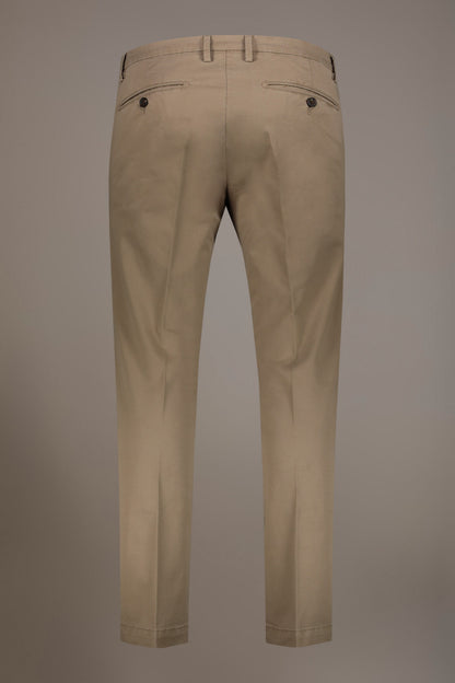 Classic chino trousers