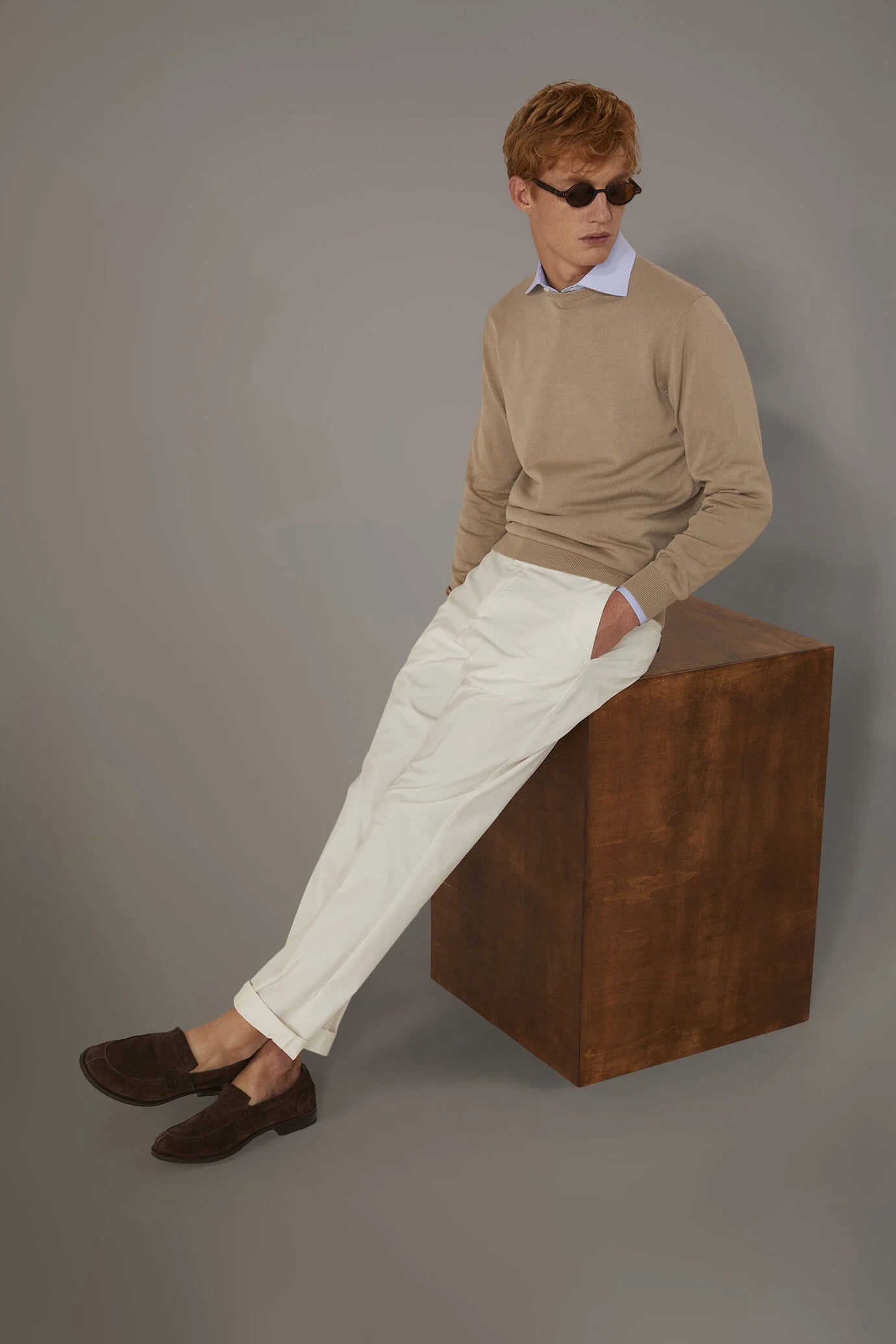 Classic chino trousers