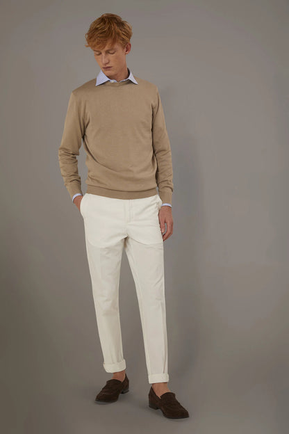 Classic chino trousers