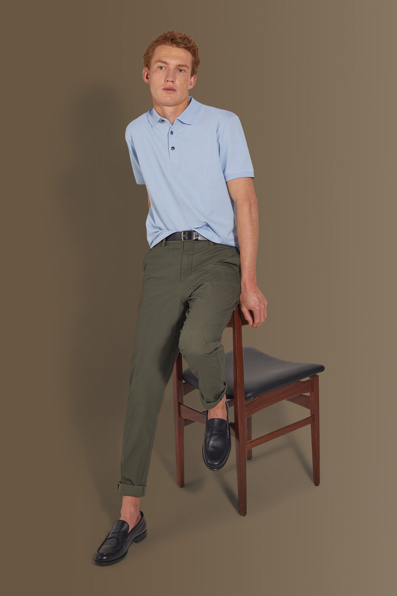 Classic chino trousers in Brown by Doppelganger, Italian Chino;Coin Pocket made from Composition: 98% Cotton 2% Elastane
Type: Chino, Coin Pocket
Season: Spring Summer 23
Material: Cotton
Fit: Regular