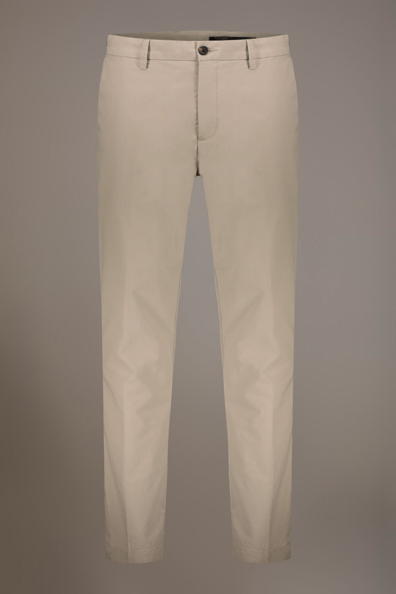 Classic chino trousers in Brown by Doppelganger, Italian Chino;Coin Pocket made from Composition: 98% Cotton 2% Elastane
Type: Chino, Coin Pocket
Season: Spring Summer 23
Material: Cotton
Fit: Regular