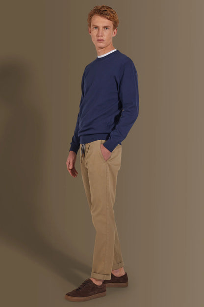 Trousers with elastic on waist and laces