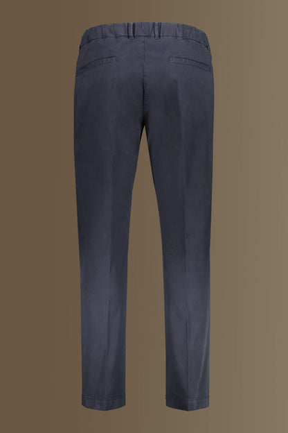 Trousers with elastic on waist and laces
