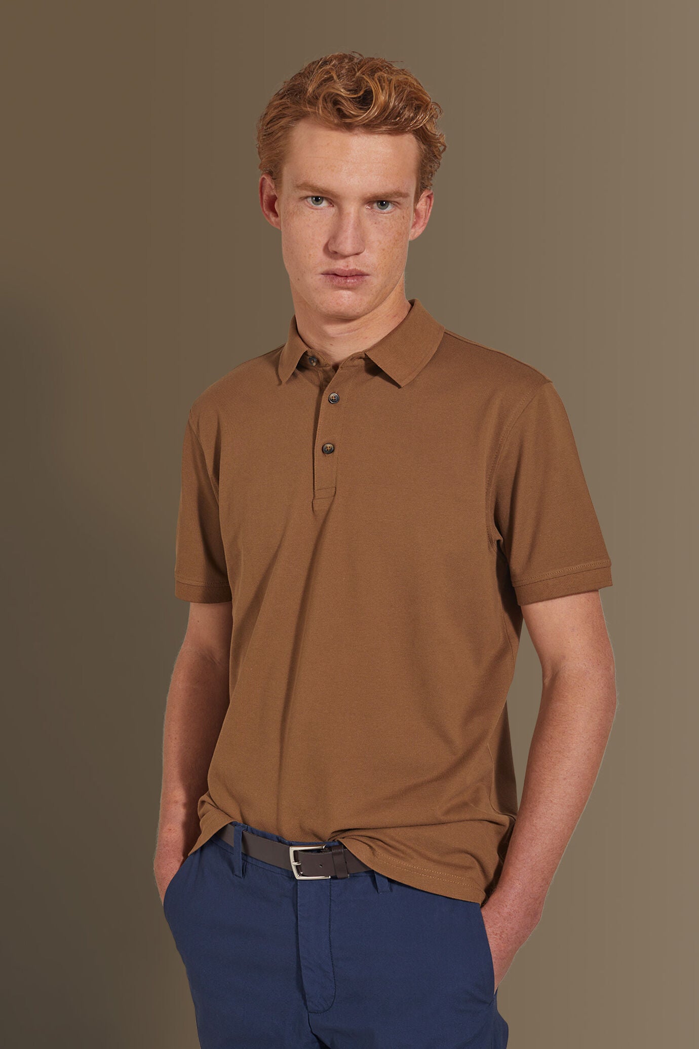 Short sleeves polo 100% cotton piquet solid colour