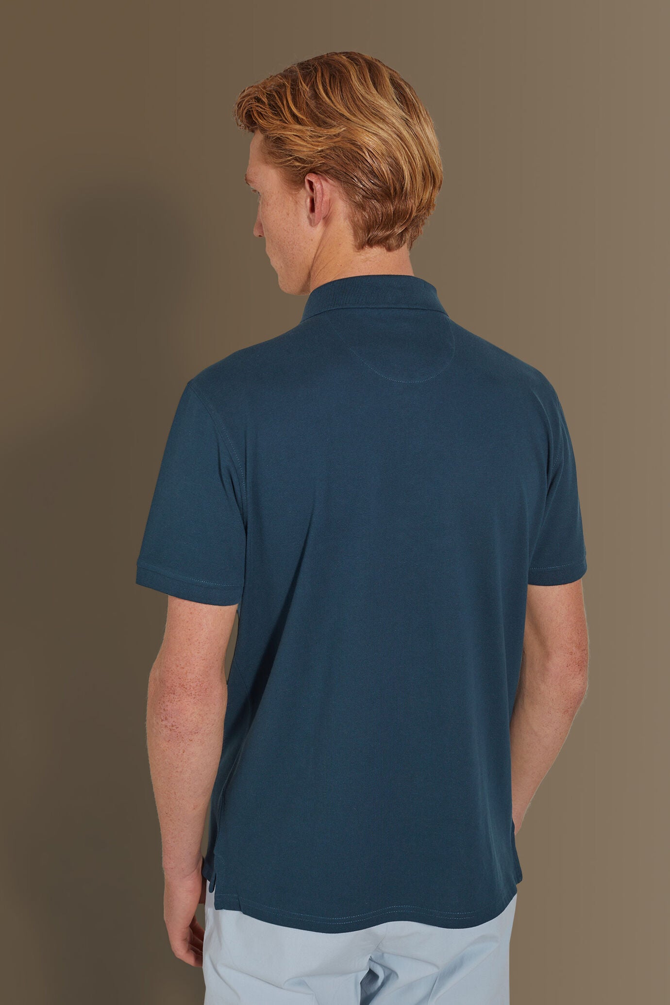 Short sleeves polo 100% cotton piquet solid colour