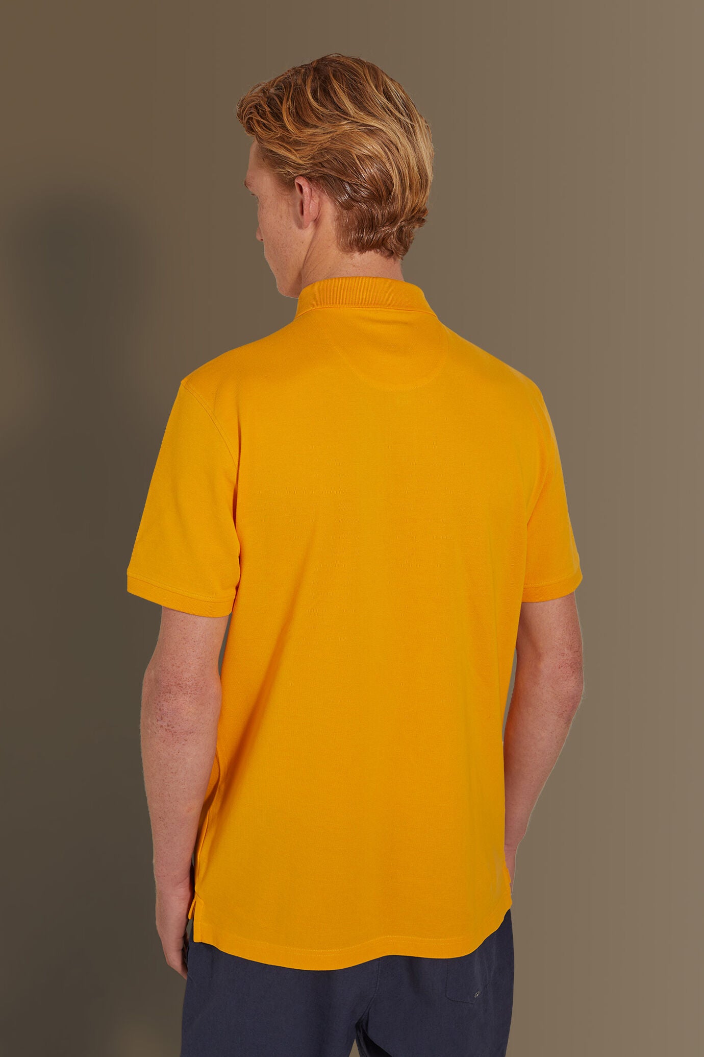 Short sleeves polo 100% cotton piquet solid colour