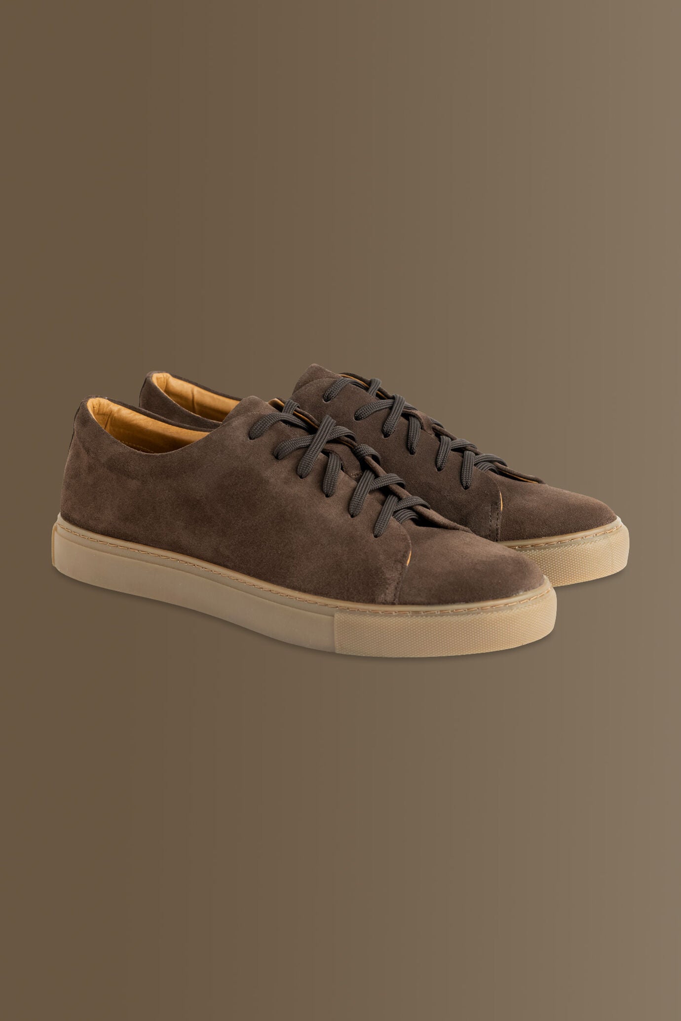 100% suede leather sneakers