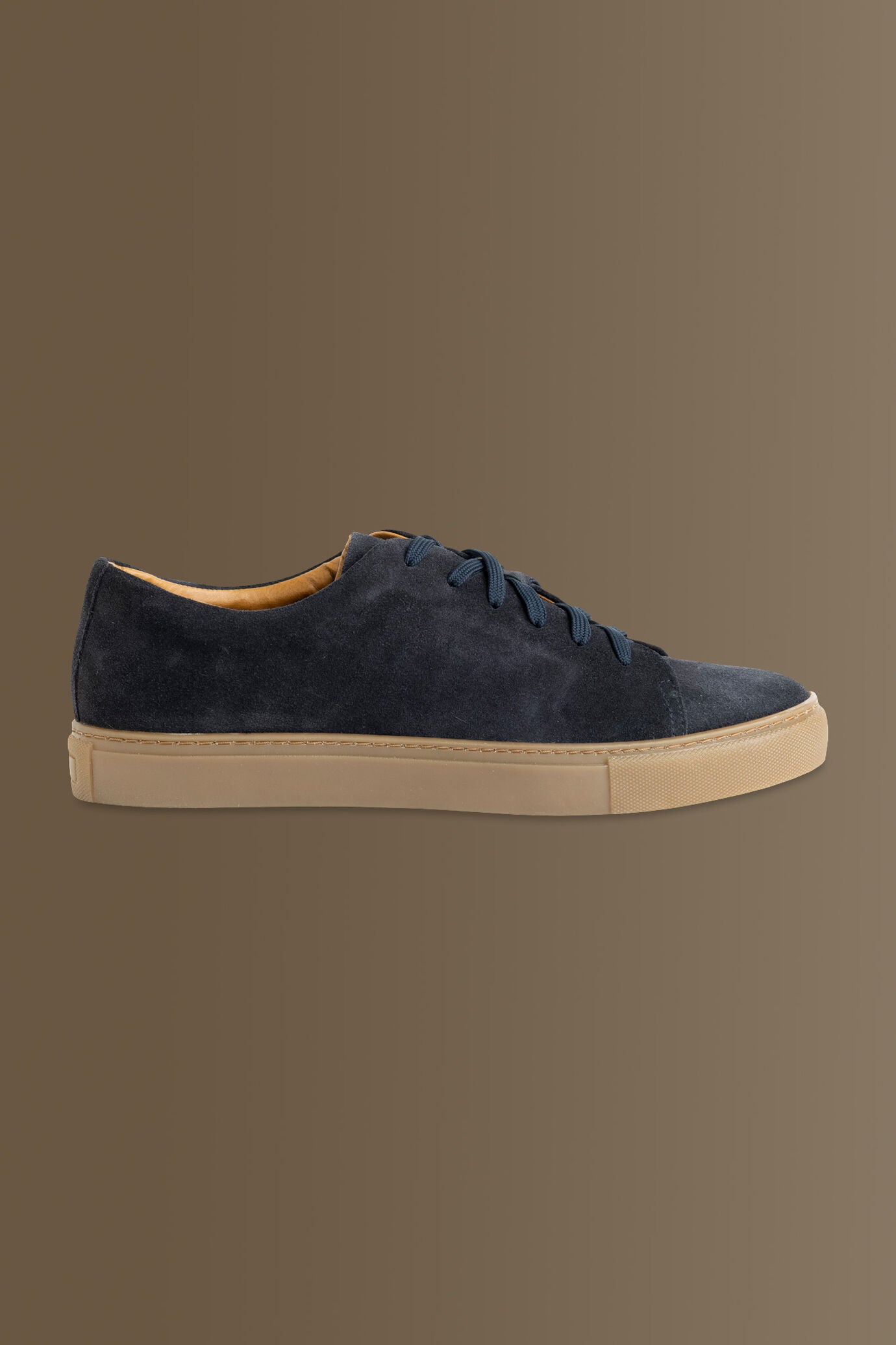 100% suede leather sneakers