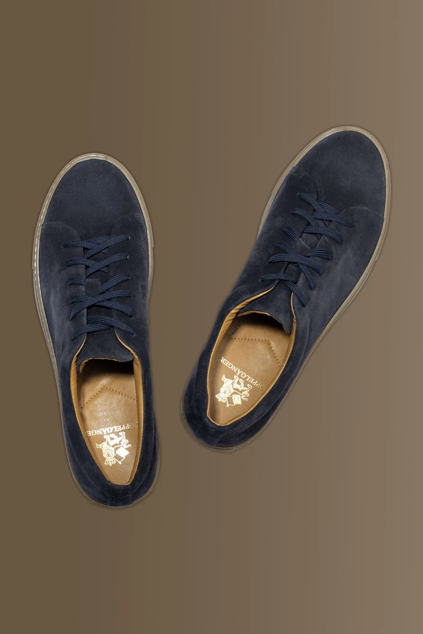 100% suede leather sneakers