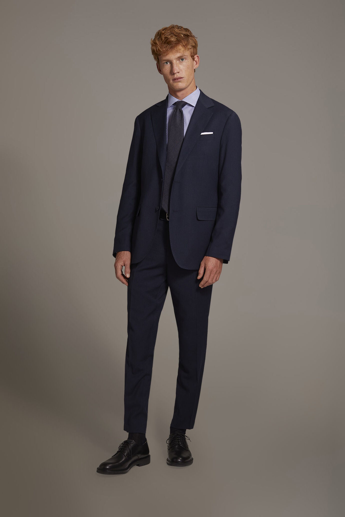 Regular fit single-breasted suit in birdseye fabric