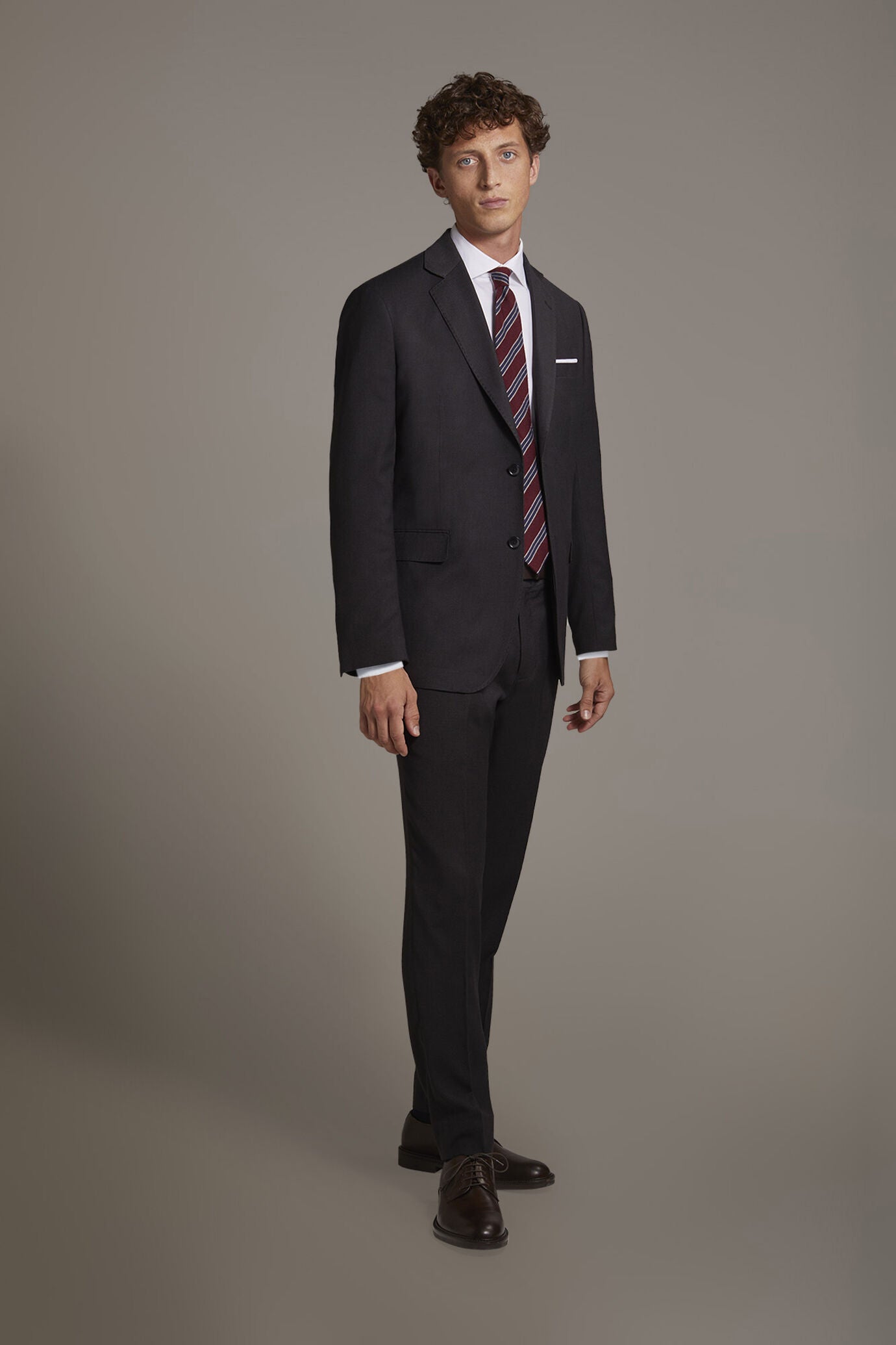 Regular fit single-breasted suit in birdseye fabric