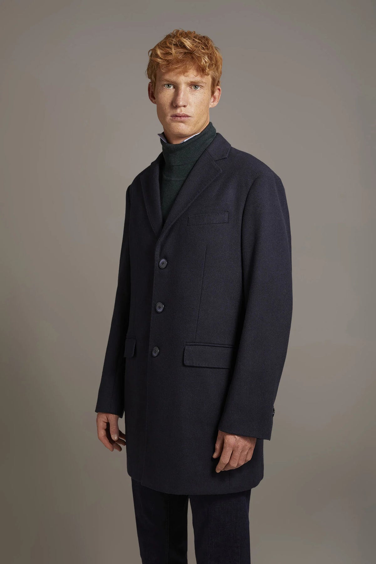 Classic single-breasted coat wool blend
