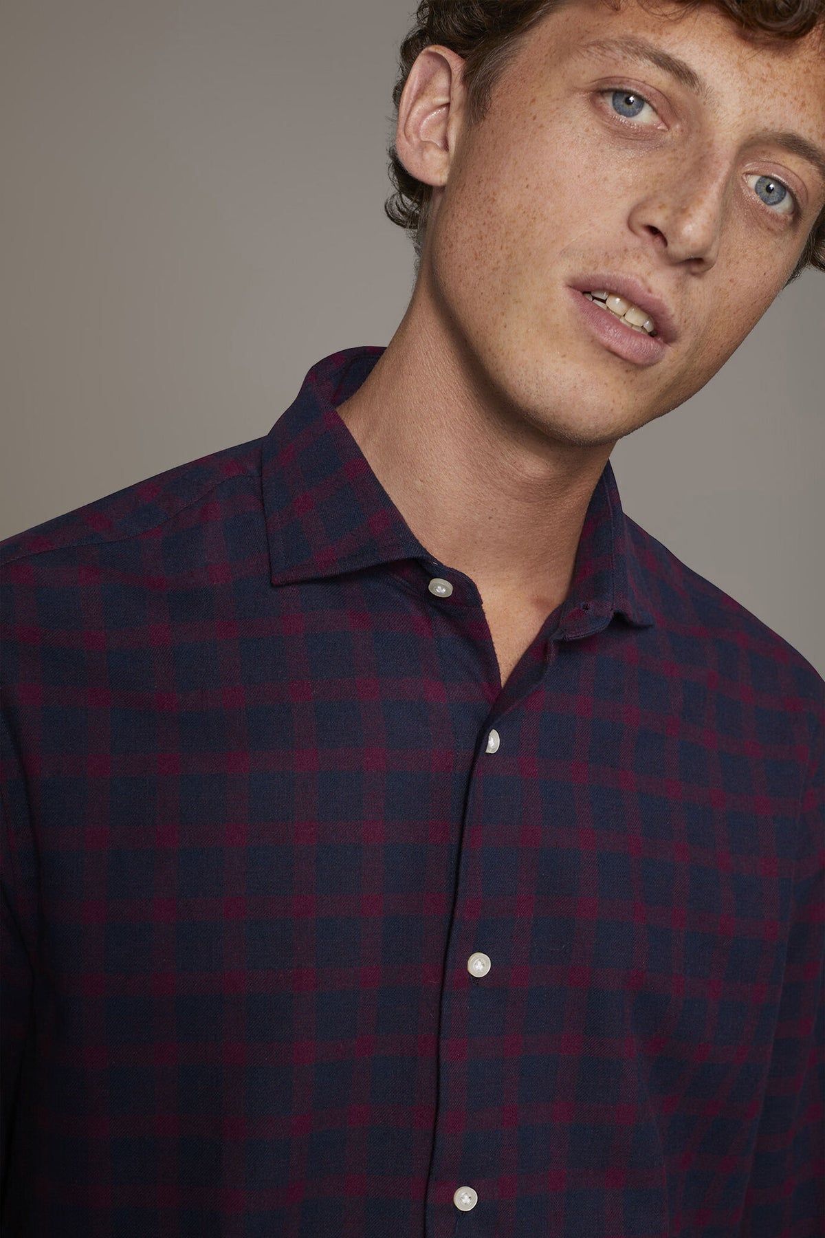 Casual shirt with french collar comfort fit checked flannel fabric